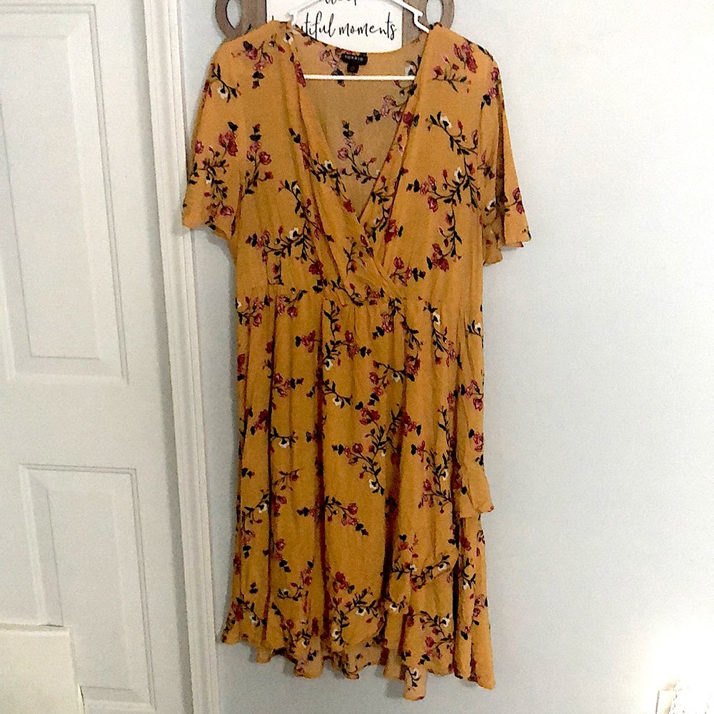 Floral Low High V neck Dress